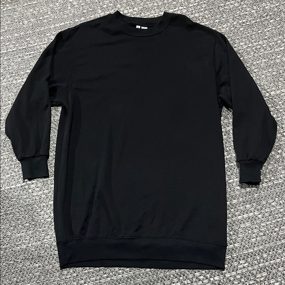 H&M | Oversized Black Crewneck Sweater Dress